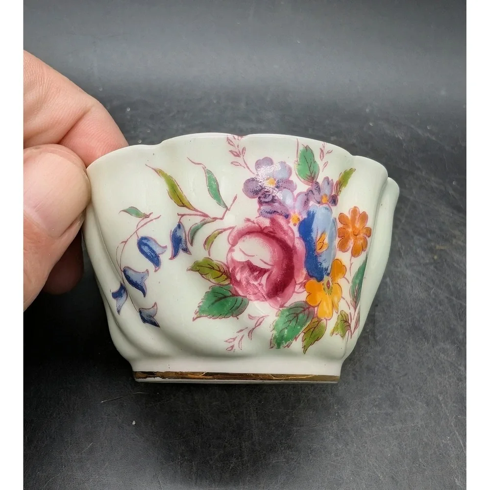 Paragon England Fine Bone China Floral Scalloped Open Sugar Bowl  2